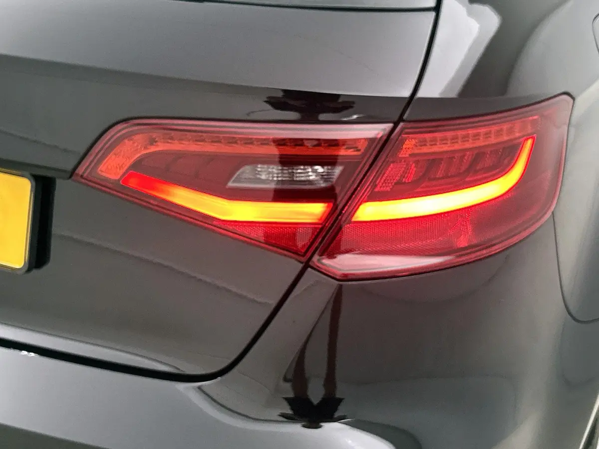 2.0 TFSI S3 Quattro Pro Line Plus | ORIGINEEL NEDERLANDS | S-LINE INTERIEUR | HALF-LEDER | NAVIGATIE | CLIMATE CONTROL | CRUISE CONTROL | MULTIFUNCTIONEEL STUURWIEL | LED VERLICHTING | DRIVE