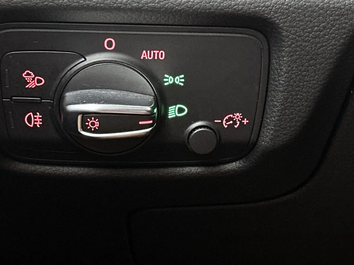 2.0 TFSI S3 Quattro Pro Line Plus | ORIGINEEL NEDERLANDS | S-LINE INTERIEUR | HALF-LEDER | NAVIGATIE | CLIMATE CONTROL | CRUISE CONTROL | MULTIFUNCTIONEEL STUURWIEL | LED VERLICHTING | DRIVE