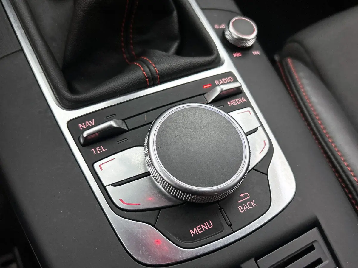 2.0 TFSI S3 Quattro Pro Line Plus | ORIGINEEL NEDERLANDS | S-LINE INTERIEUR | HALF-LEDER | NAVIGATIE | CLIMATE CONTROL | CRUISE CONTROL | MULTIFUNCTIONEEL STUURWIEL | LED VERLICHTING | DRIVE