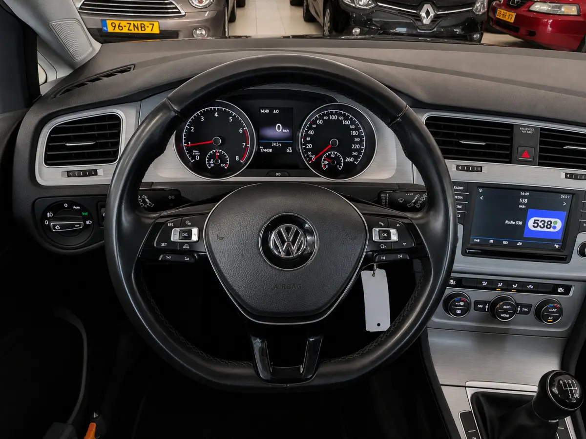 1.0 TSI Connected Series Airco, Cruise Control, Stuurbekrachtiging