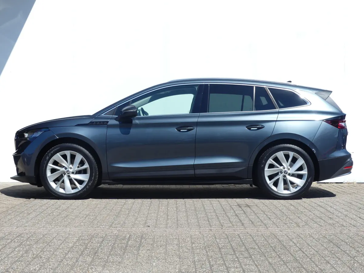 60 | SOH 91% | ADAPTIVE CRUISE | DODEHOEKDETECTIE | CAMERA | PARKEERSENSOREN V+A | STUURVERWARMING | APPLE CARPLAY / ANDROID AUTO | NAVI | LMV 20" |