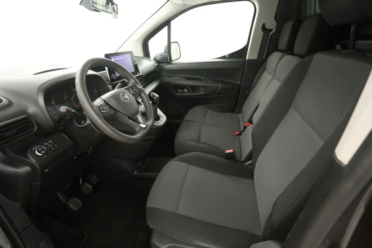 1.5D 102pk | Marge | 3 Zits | Airco | Cruise | Camera | Carplay | Trekhaak | Parkeersens.