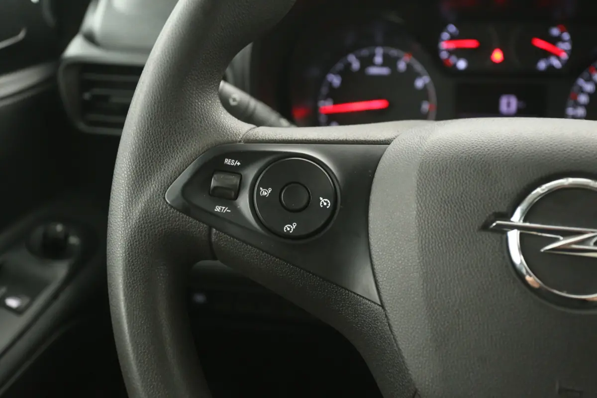 1.5D 102pk | Marge | 3 Zits | Airco | Cruise | Camera | Carplay | Trekhaak | Parkeersens.