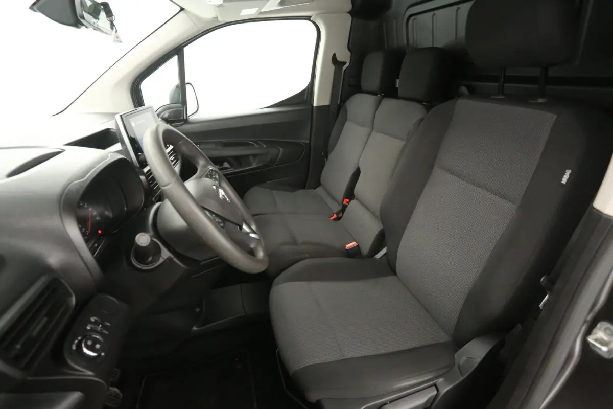 1.5D 102pk | Marge | 3 Zits | Airco | Cruise | Camera | Carplay | Trekhaak | Parkeersens.