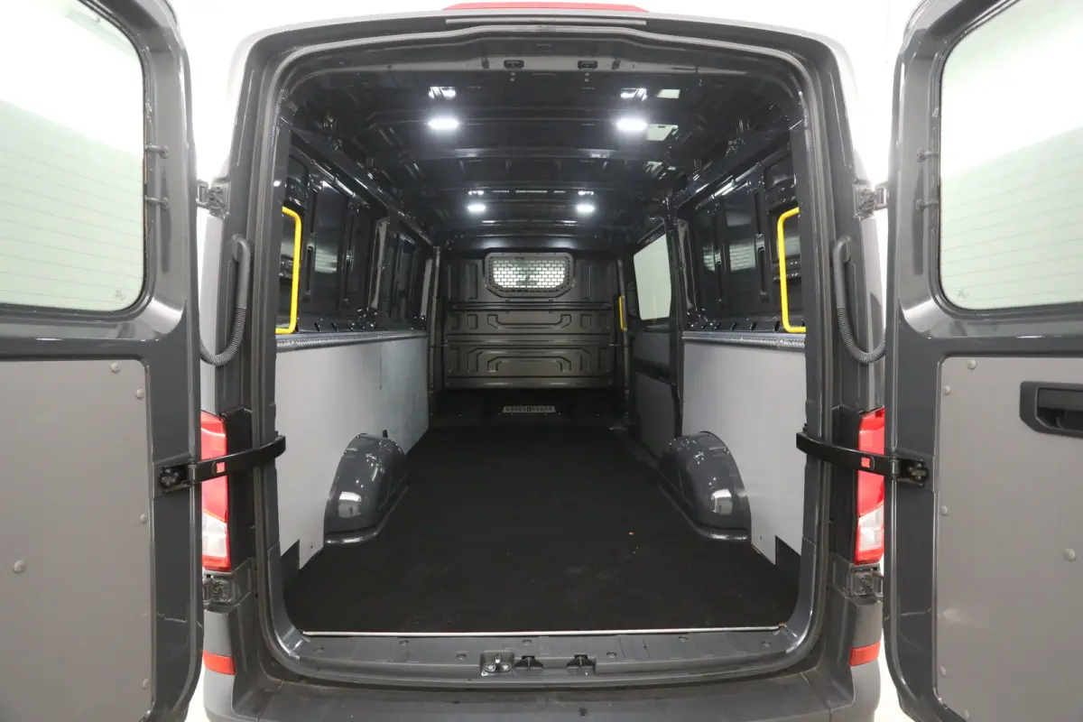 2.0 TDI L3H2 140pk | Airco | Parkeersens. | Schuifdeur