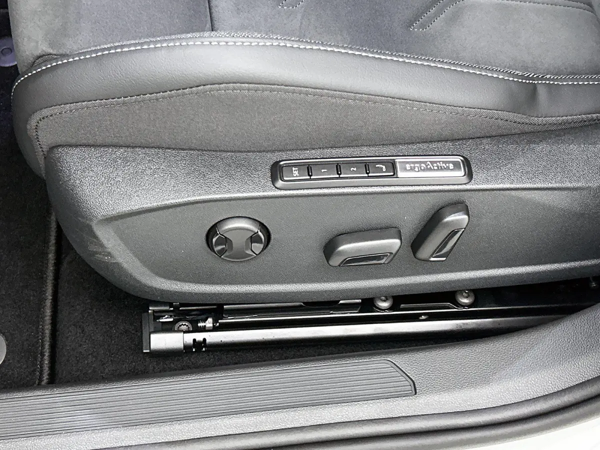 1.5 TSI Life Edition 116 PK | Trekhaak | Elektrisch verstelbare bestuurdersstoel | LED Koplampen | Apple Carplay | Android Auto | Camera | Stoelverwarming | Parkeersensoren | Adaptieve cruis