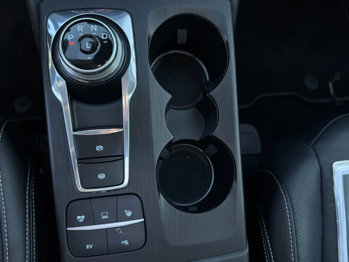 2.5 PHEV ST-Line X Vignale HEAD-UP / PARELMOER / CAMERA / ACC / ECC / WINTERPACK / PANO / 20 INCH / LEDER / ELEKT STOEL