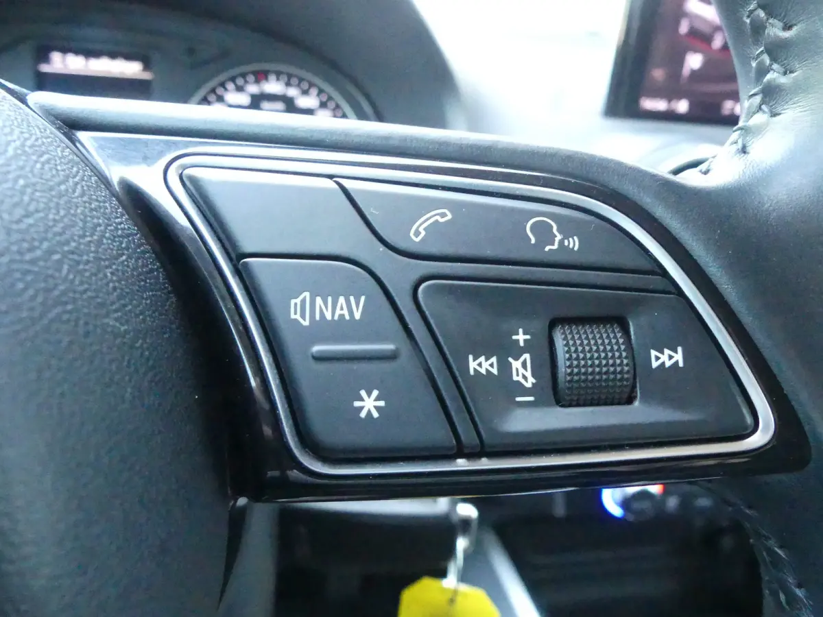 1.4 TFSI CoD Design | TREKHAAK | NAVI | PARKEERSENSOREN V+A | LMV 19" |