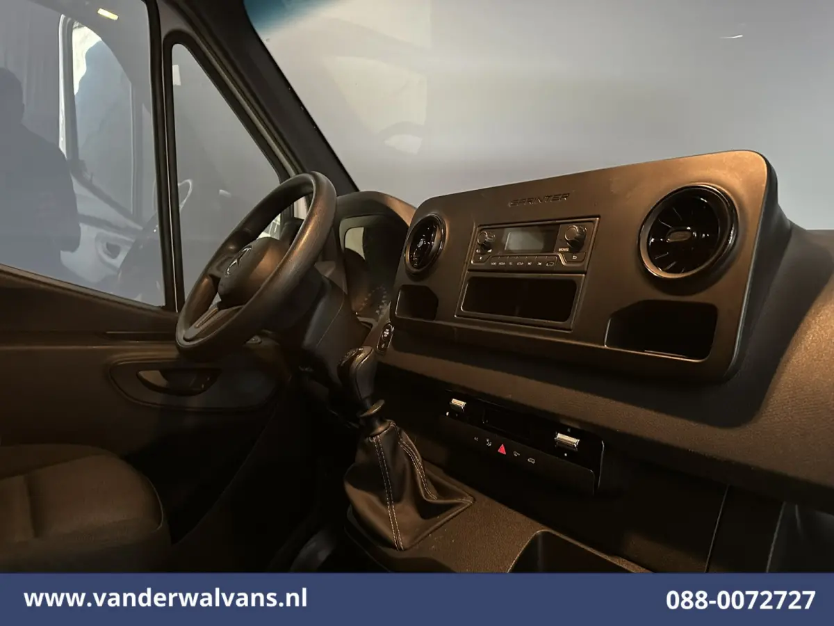 211 CDI L2H2 Euro6 Airco | Camera | Trekhaak Bijrijdersbank