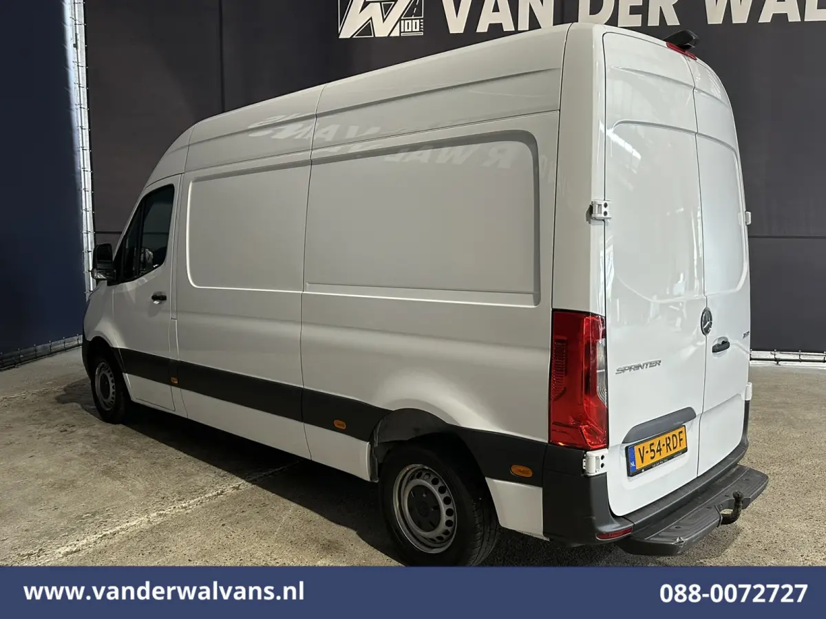 211 CDI L2H2 Euro6 Airco | Camera | Trekhaak Bijrijdersbank