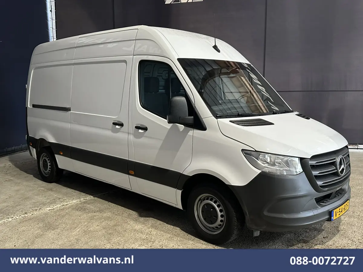 211 CDI L2H2 Euro6 Airco | Camera | Trekhaak Bijrijdersbank