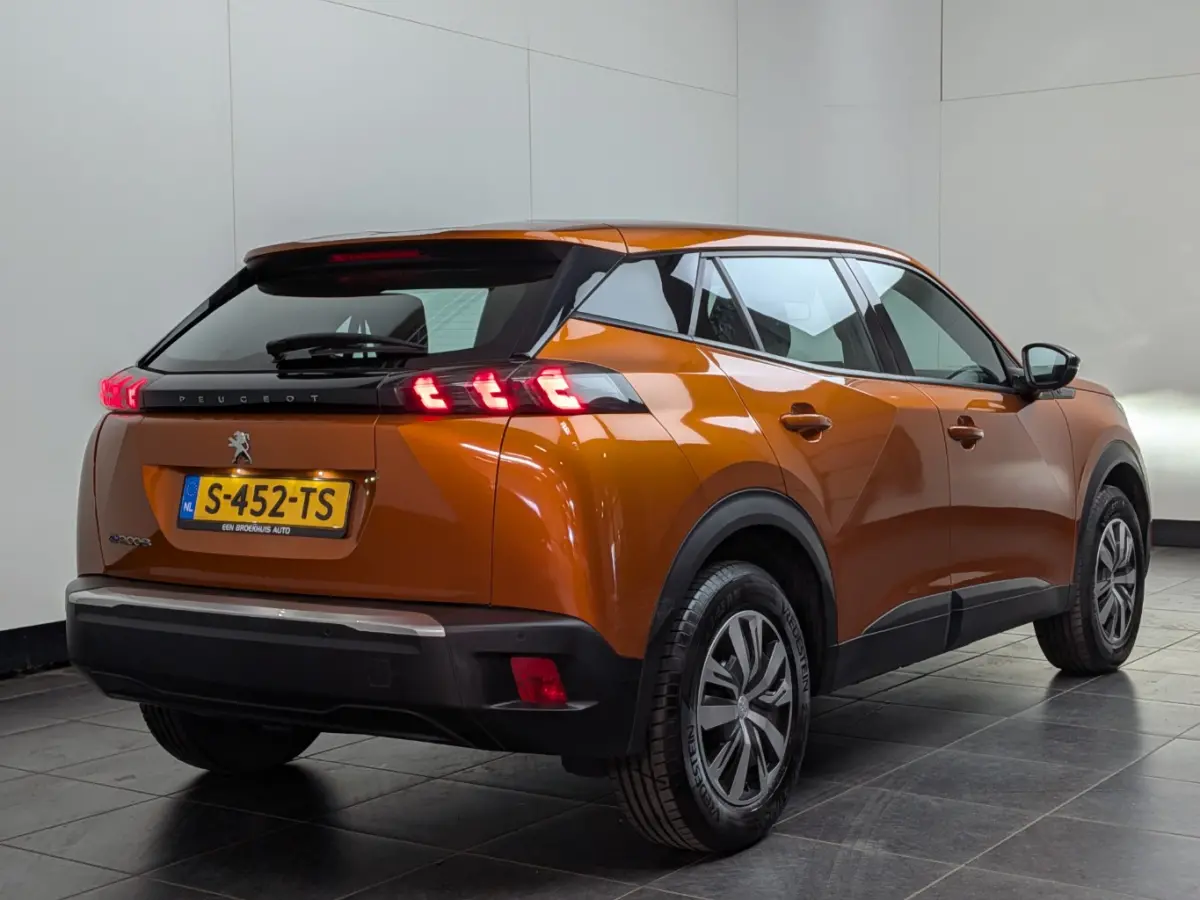 EV Active Pack 50 kWh | NL-AUTO! | 1E EIGENAAR! | CRUISE | CLIMA | LANE ASSIST | PARK SENS | LED | DEALER OH!