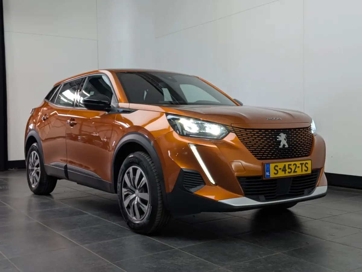 EV Active Pack 50 kWh | NL-AUTO! | 1E EIGENAAR! | CRUISE | CLIMA | LANE ASSIST | PARK SENS | LED | DEALER OH!