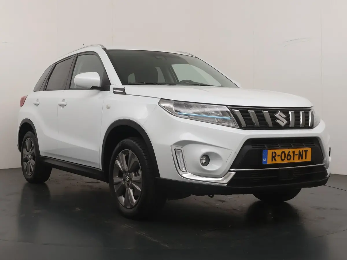 1.4 Boosterjet Select Smart Hybrid | Trekhaak | 1e Eigenaar | Camera |