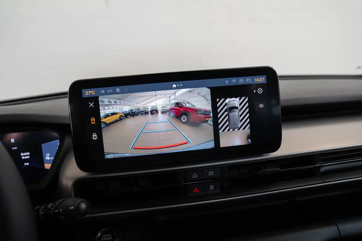 1.2 e-Hybrid Summit | Tot 8 Jaar Garantie | Navigatie | Camera | Elektrische Achterklep | Keyless | Apple Carplay & Android Auto | 18 Inch Lichtmetalen velgen |