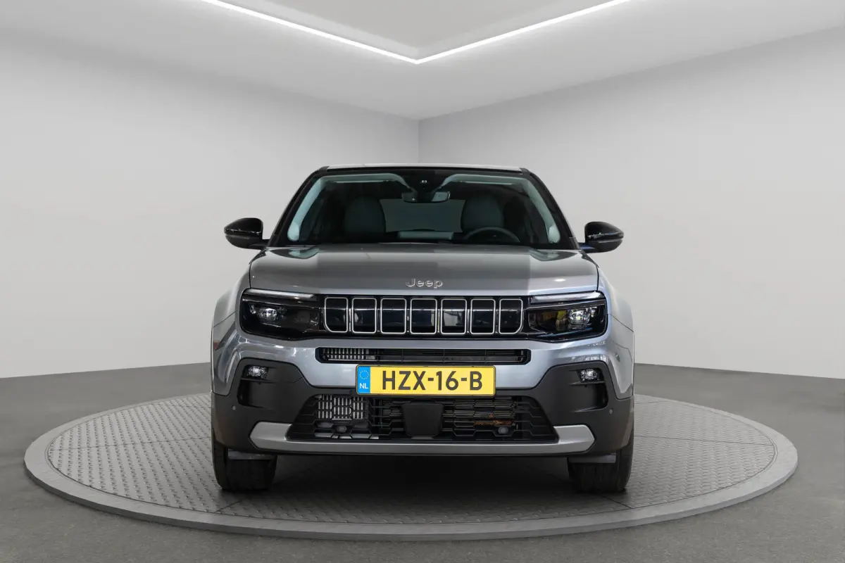 1.2 e-Hybrid Summit | Tot 8 Jaar Garantie | Navigatie | Camera | Elektrische Achterklep | Keyless | Apple Carplay & Android Auto | 18 Inch Lichtmetalen velgen |