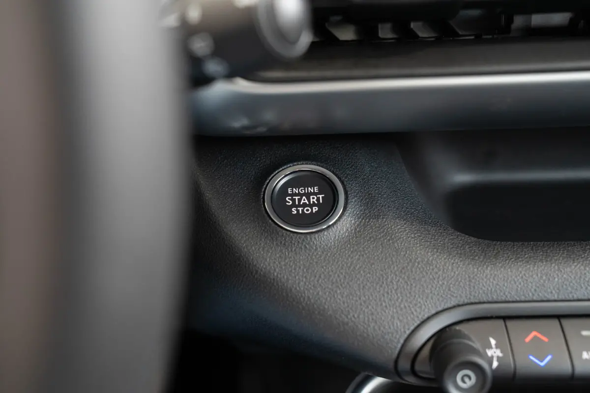 1.2 e-Hybrid Summit | Tot 8 Jaar Garantie | Navigatie | Camera | Elektrische Achterklep | Keyless | Apple Carplay & Android Auto | 18 Inch Lichtmetalen velgen |