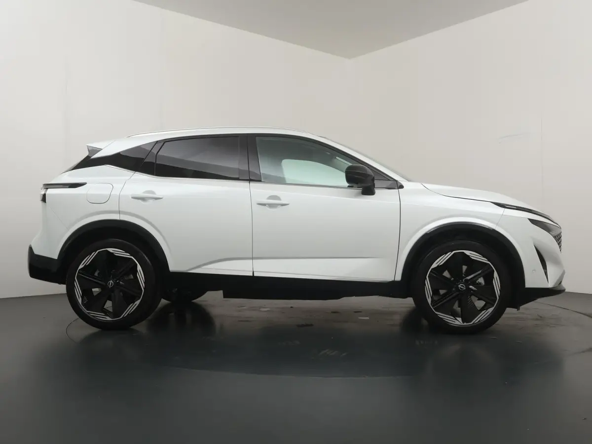 1.5 e-Power Tekna Plus | €3.000,- Voorraadvoordeel | Modeljaar 2026 | Pro-Pilot | Cold pack | Panoramadak