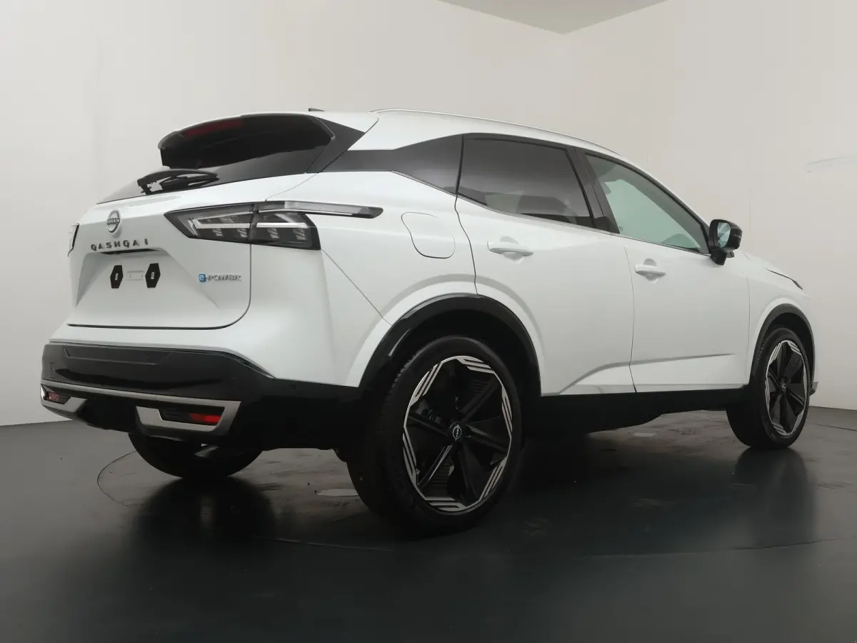 1.5 e-Power Tekna Plus | €3.000,- Voorraadvoordeel | Modeljaar 2026 | Pro-Pilot | Cold pack | Panoramadak
