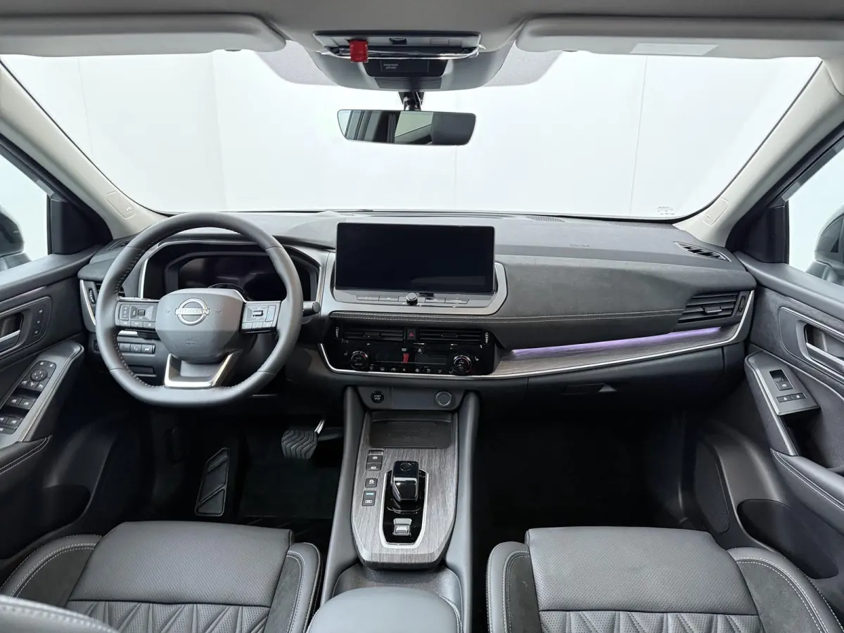 1.5 e-Power Tekna Plus | €3.000,- Voorraadvoordeel | Modeljaar 2026 | Pro-Pilot | Cold pack | Panoramadak