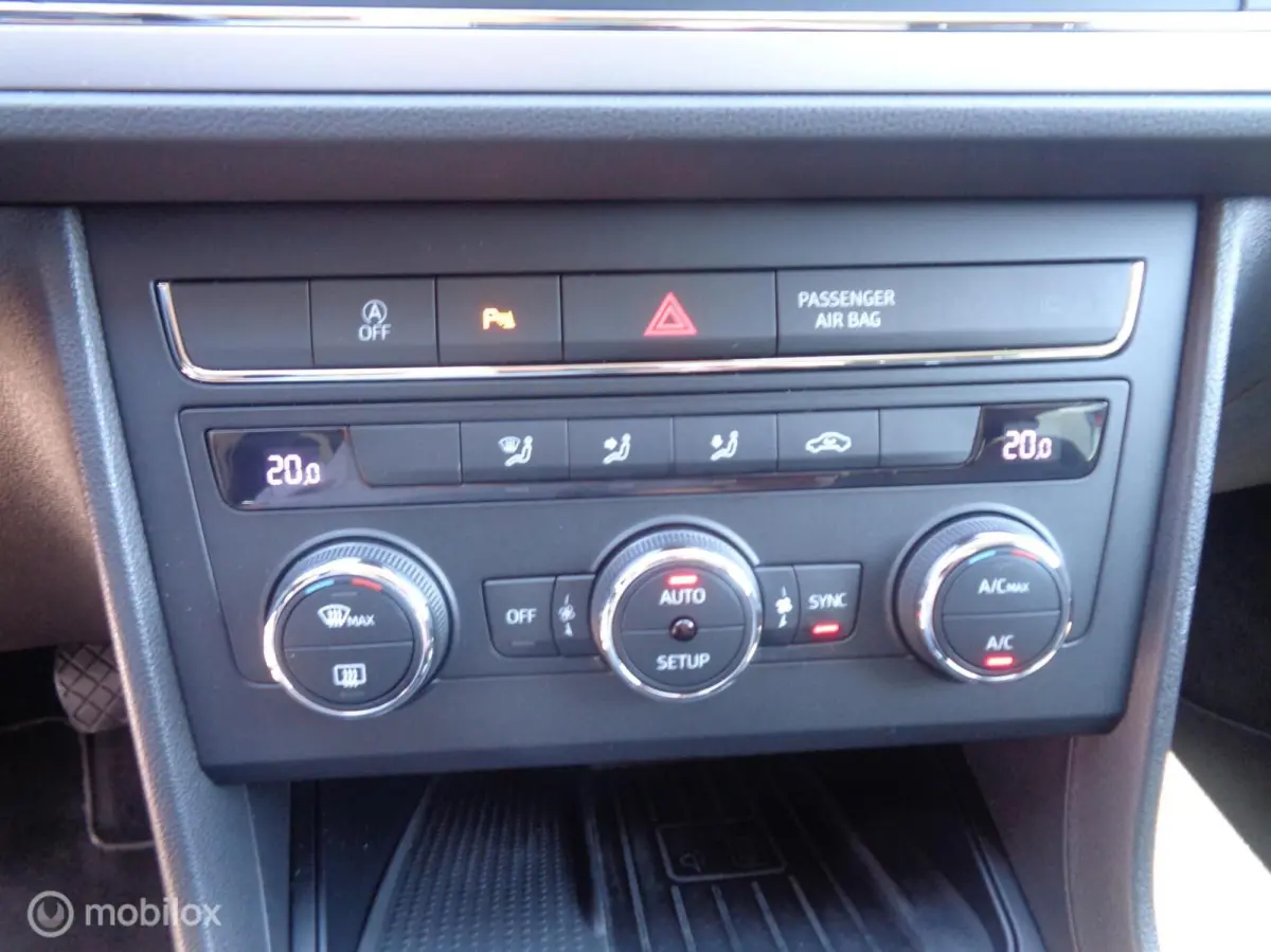1.0 EcoTSI Style Business/Airco/Ecc/PDC/Lm velgen/Apple carplay/Nieuwstaat/NAP