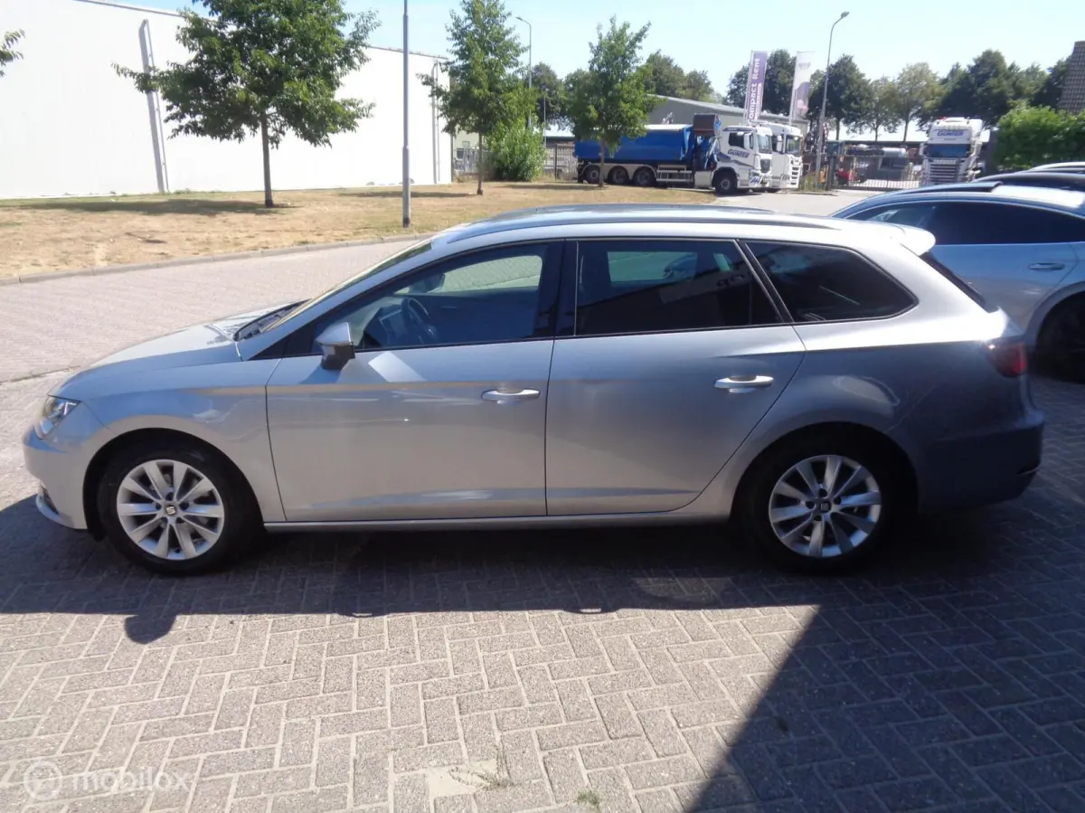1.0 EcoTSI Style Business/Airco/Ecc/PDC/Lm velgen/Apple carplay/Nieuwstaat/NAP