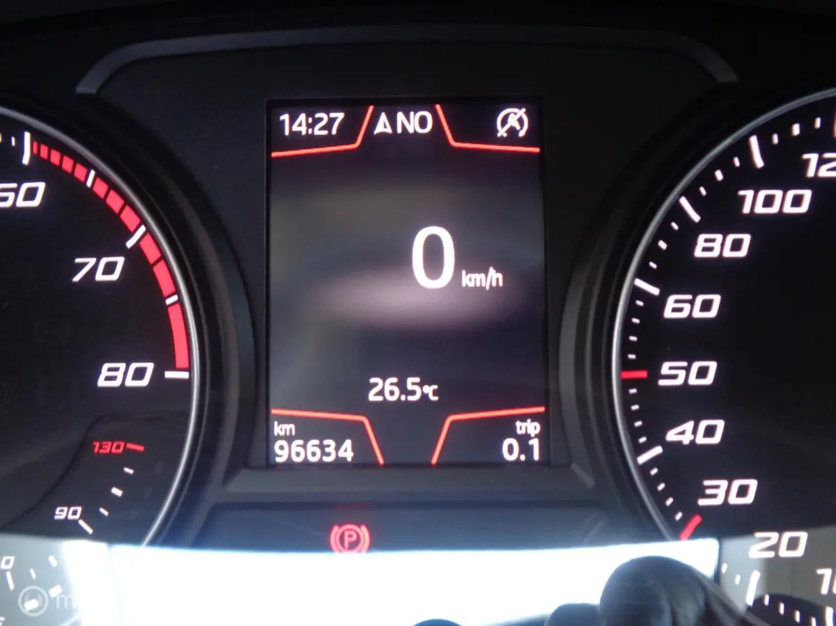 1.0 EcoTSI Style Business/Airco/Ecc/PDC/Lm velgen/Apple carplay/Nieuwstaat/NAP