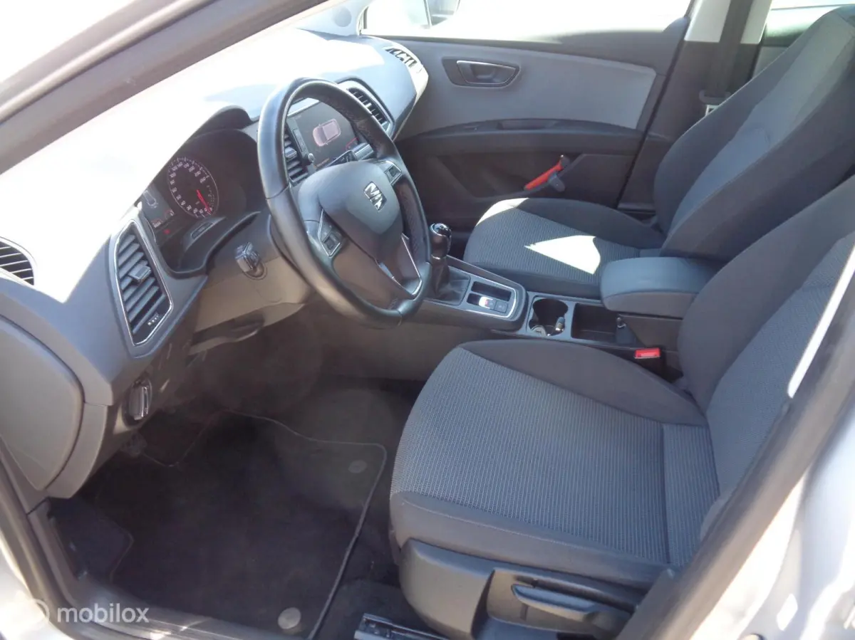 1.0 EcoTSI Style Business/Airco/Ecc/PDC/Lm velgen/Apple carplay/Nieuwstaat/NAP