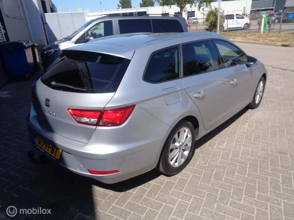 1.0 EcoTSI Style Business/Airco/Ecc/PDC/Lm velgen/Apple carplay/Nieuwstaat/NAP