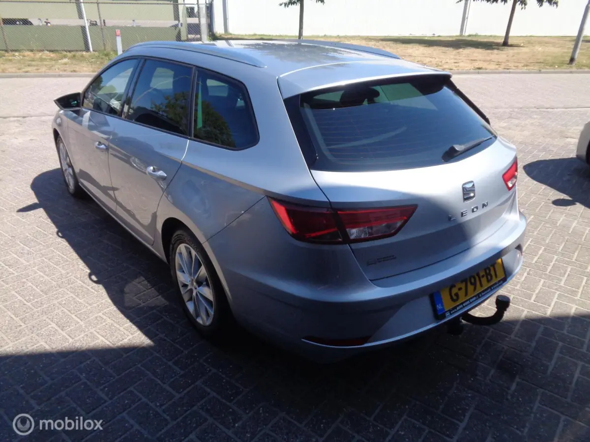 1.0 EcoTSI Style Business/Airco/Ecc/PDC/Lm velgen/Apple carplay/Nieuwstaat/NAP