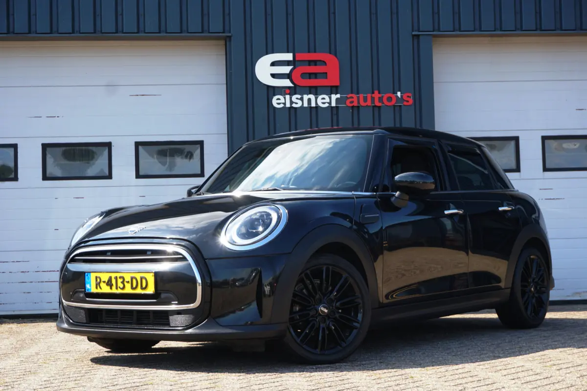 1.5 Cooper Automaat | FULL LED | HEADUP DISP. | SPORTSTOELEN | STOELVERW. | CAMERA |
