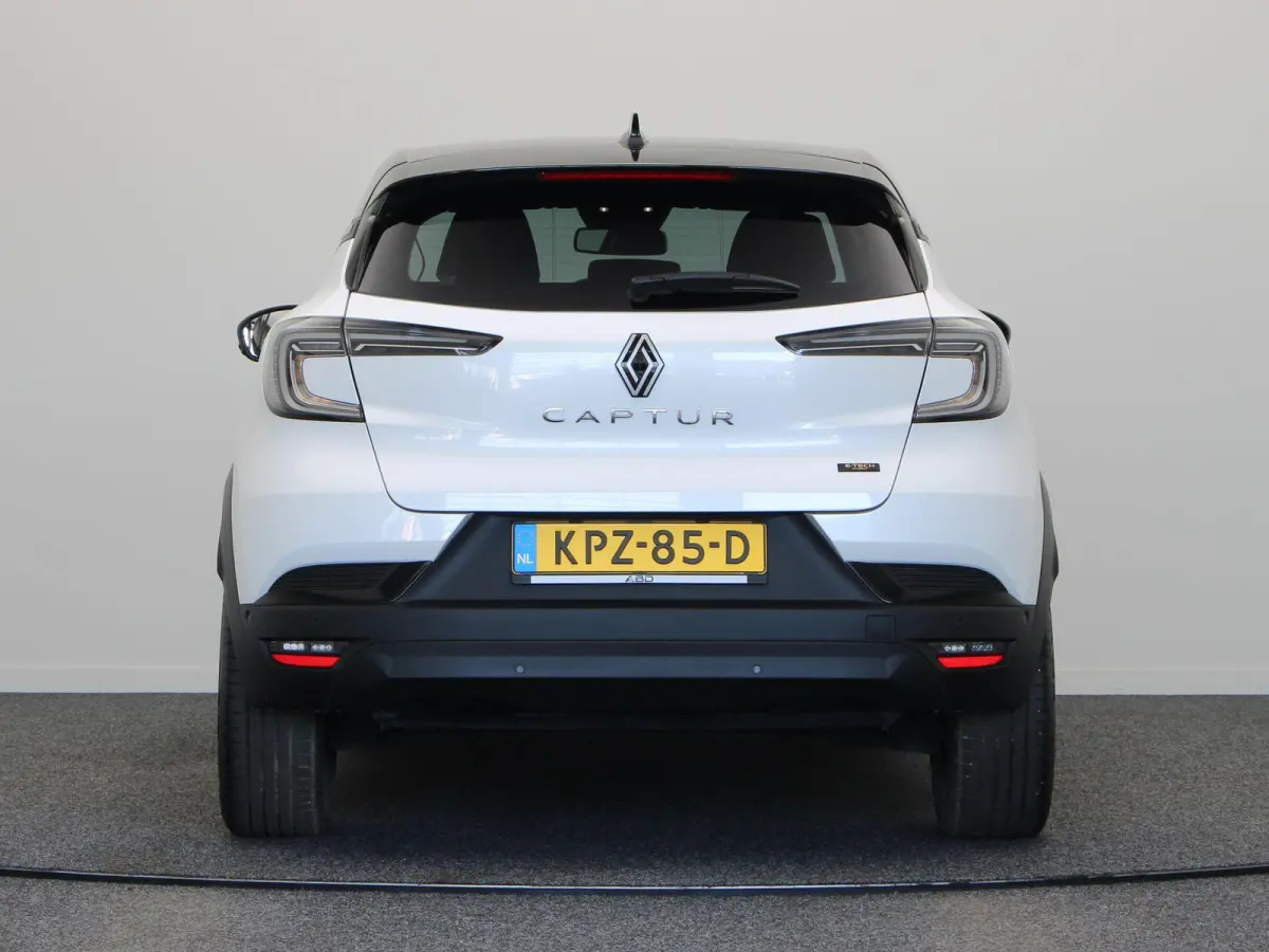 1.8 E-Tech full hybrid 160 techno | Achteruitrijcamera | Adaptieve cruise control | Digitale Cockpit | Navigatie |