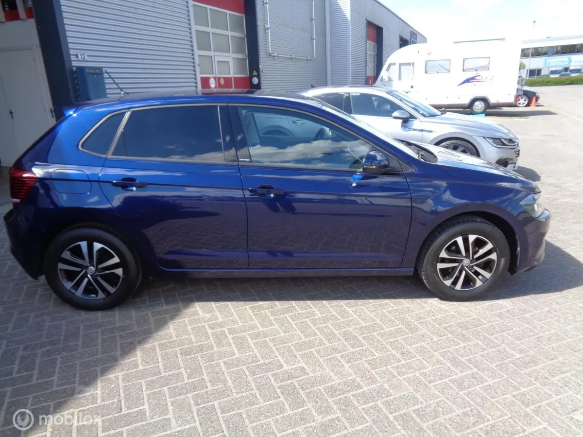 1.0 TSI United 5 deurs/Airco/Ecc/PDC/Navi/Apple carplay/Lm velgen