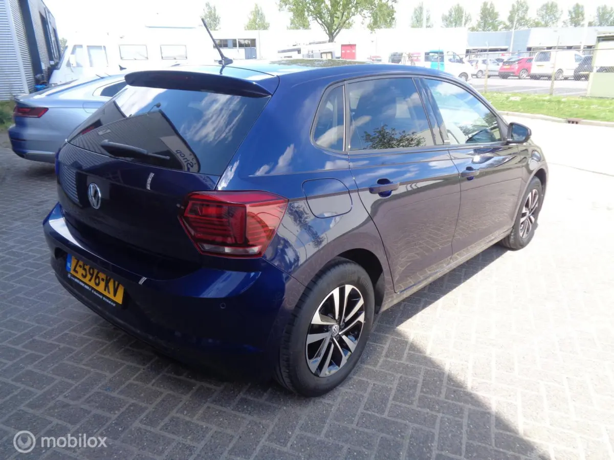1.0 TSI United 5 deurs/Airco/Ecc/PDC/Navi/Apple carplay/Lm velgen