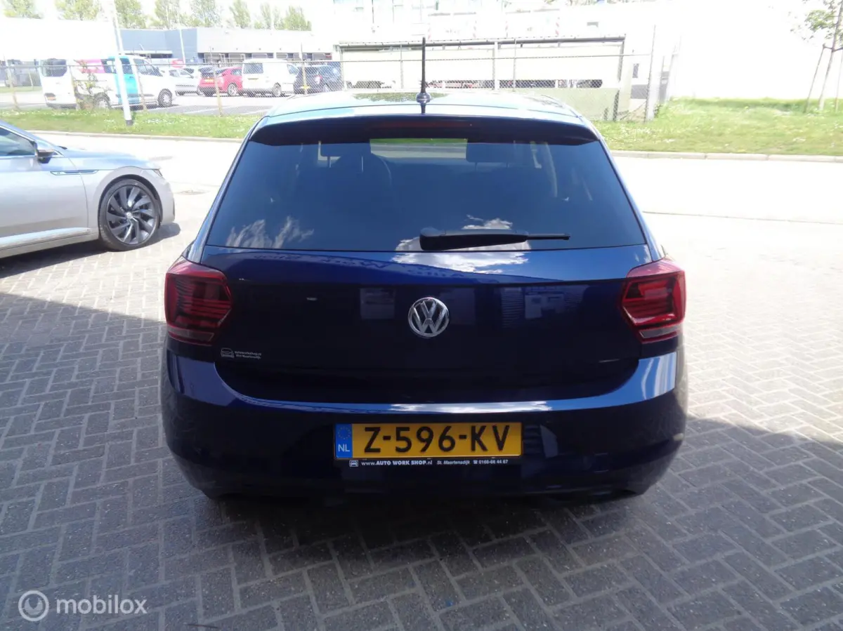 1.0 TSI United 5 deurs/Airco/Ecc/PDC/Navi/Apple carplay/Lm velgen
