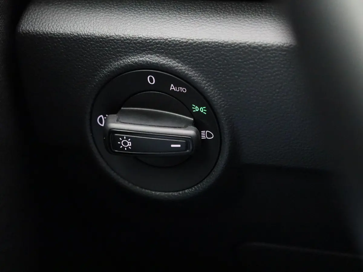 1.5 TSI Life Business 150 PK| Origineel Nederlands | 1e Eigenaar | Navigatie | Dodehoekdetectie | Achteruitrijcamera | Stoelverwarming | Climatronic | Digitale Cockpit Pro