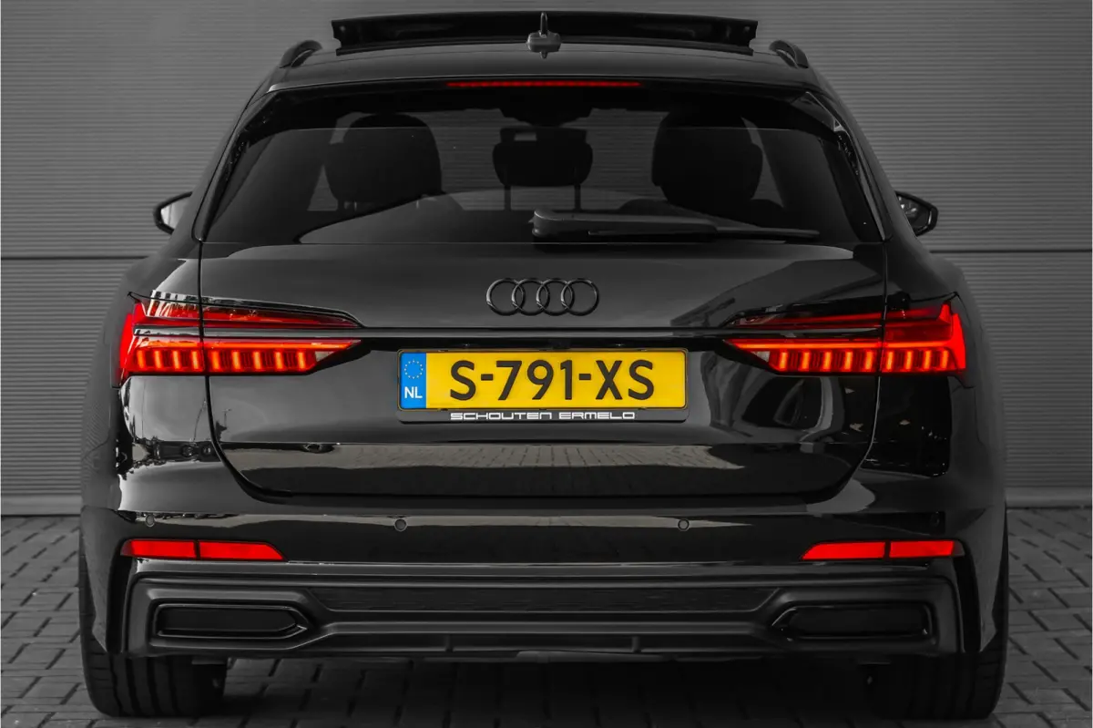 40 TFSI S Edition Pano Matrix LED Camera 21"
