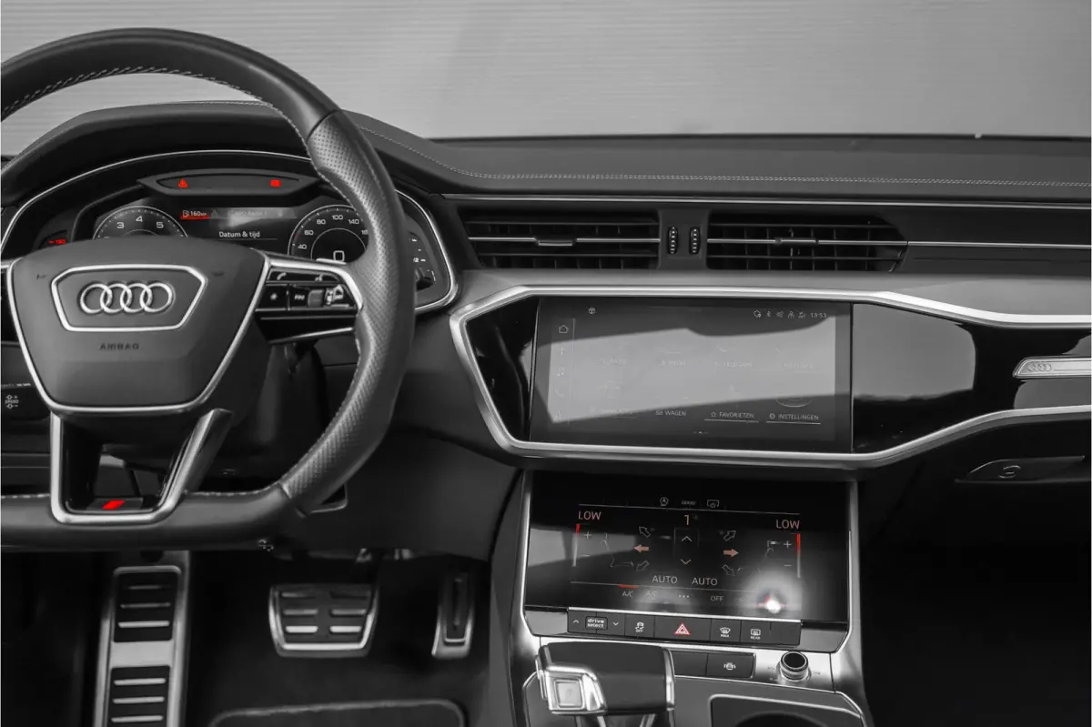 40 TFSI S Edition Pano Matrix LED Camera 21"