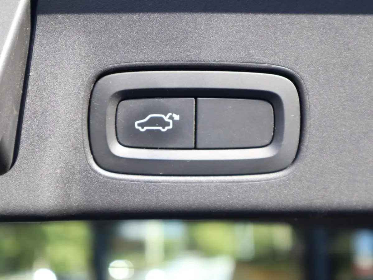 2.0 T5 Momentum, Crème lederen bekleding