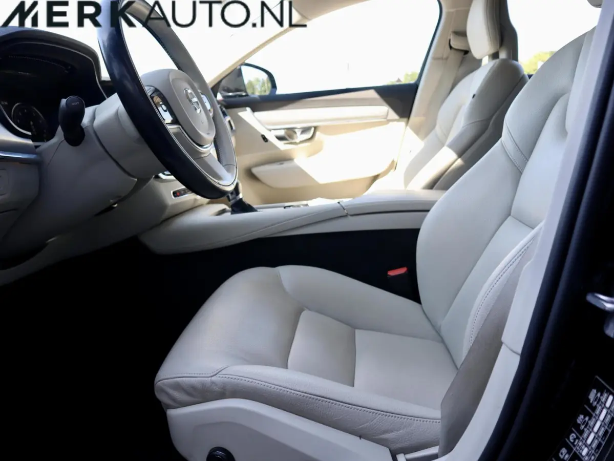2.0 T5 Momentum, Crème lederen bekleding