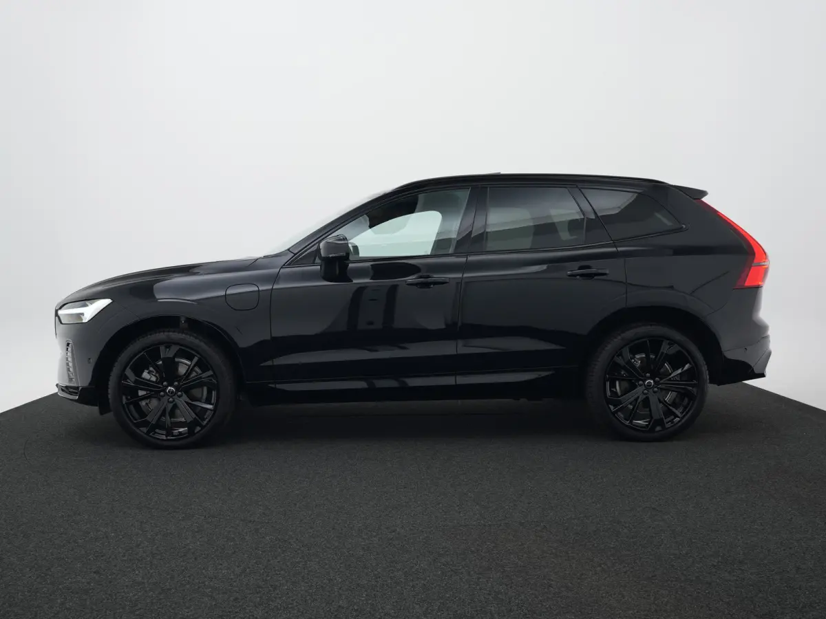 T6 Recharge AWD Plus Black Edition | Facelift | Head-Up | 360° Camera | Harman/Kardon | Sportstoel | 21" | Panoramadak