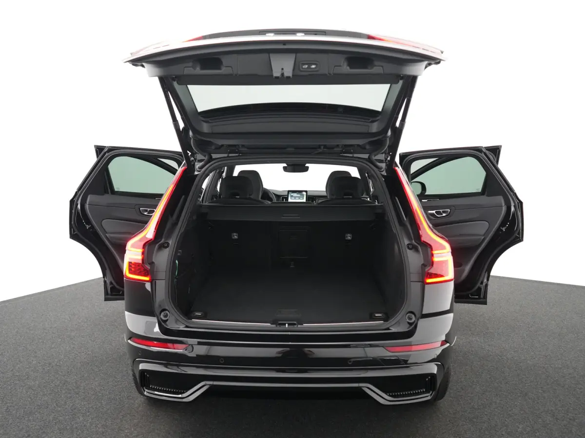 T6 Recharge AWD Plus Black Edition | Facelift | Head-Up | 360° Camera | Harman/Kardon | Sportstoel | 21" | Panoramadak