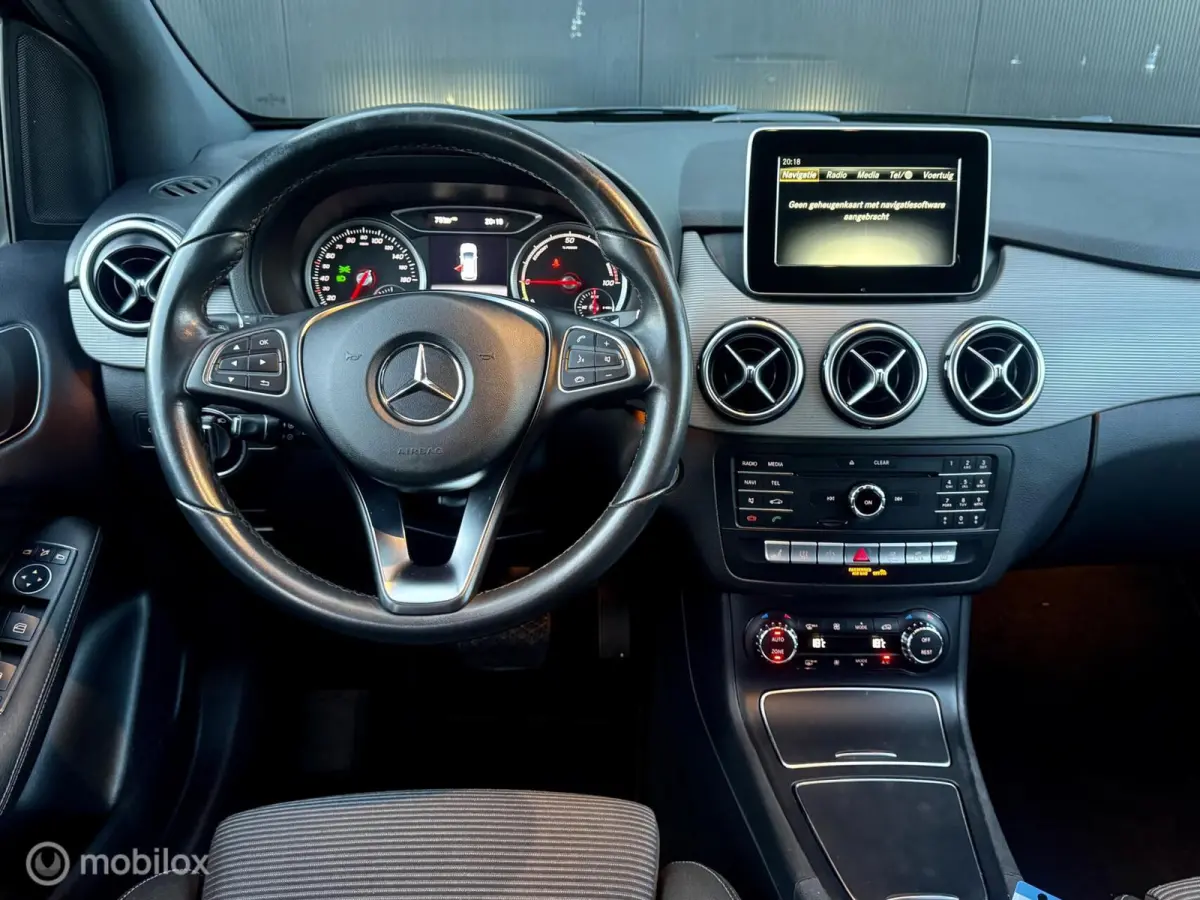 250 e Prestige I Electrisch I Trekhaak I