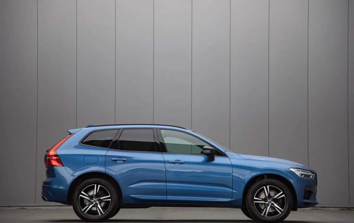 T6 Plug-in hybrid AWD R-Design Panorama|H/K Audio