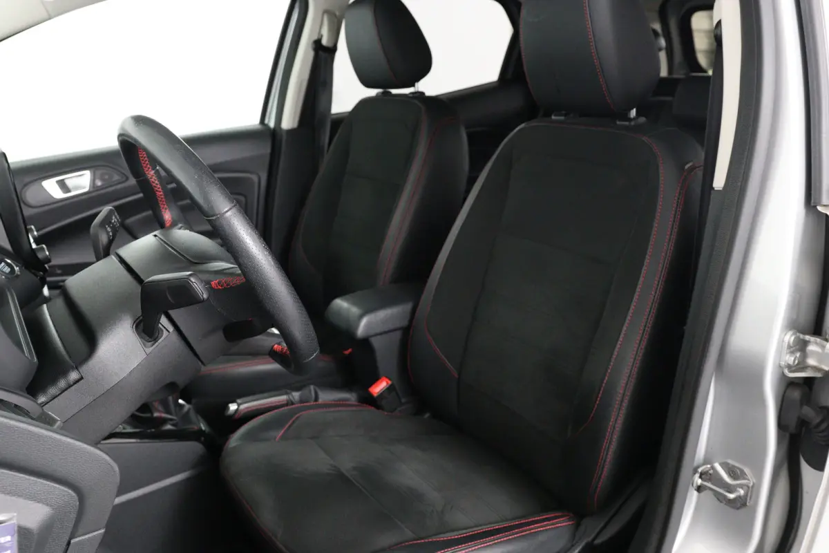 1.0 EcoBoost ST-Line | B&O Premium Geluid | Trekhaak Afn | Stoel-/Stuurverwarming | Voorruitverwarming | Camera | Keyless | Volledig onderhouden