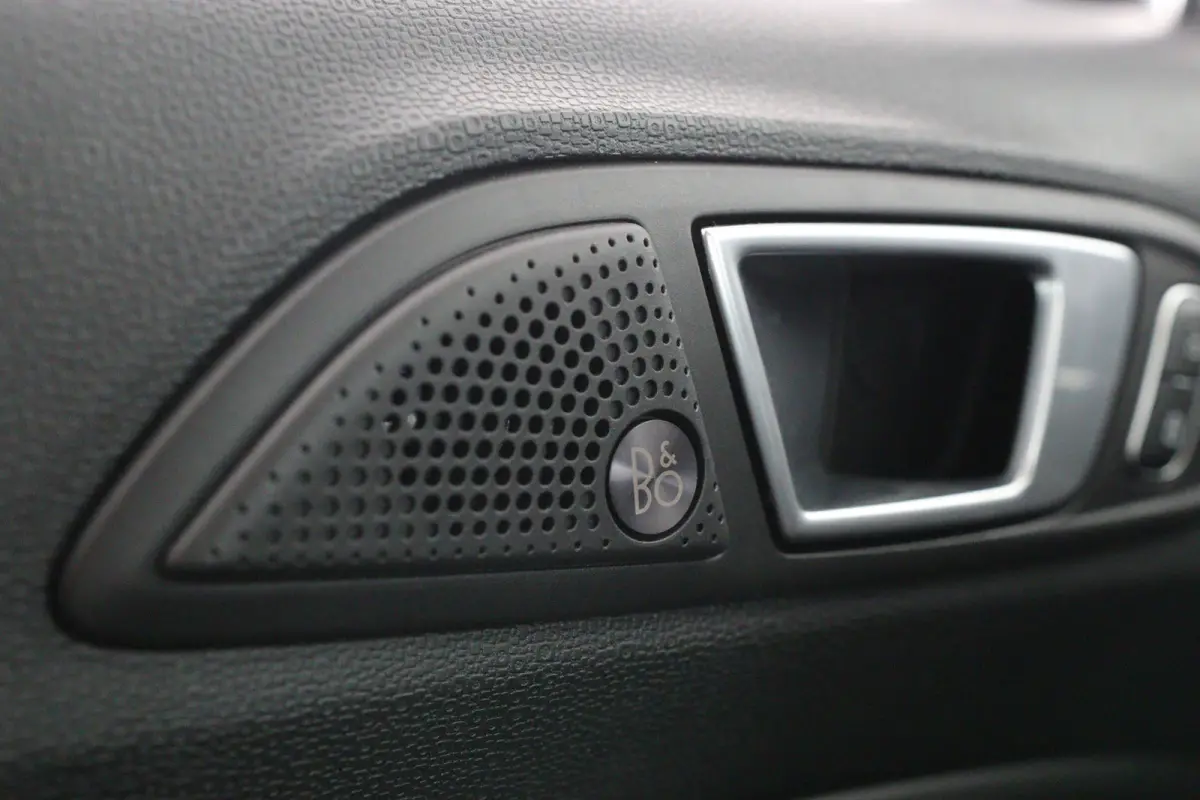 1.0 EcoBoost ST-Line | B&O Premium Geluid | Trekhaak Afn | Stoel-/Stuurverwarming | Voorruitverwarming | Camera | Keyless | Volledig onderhouden