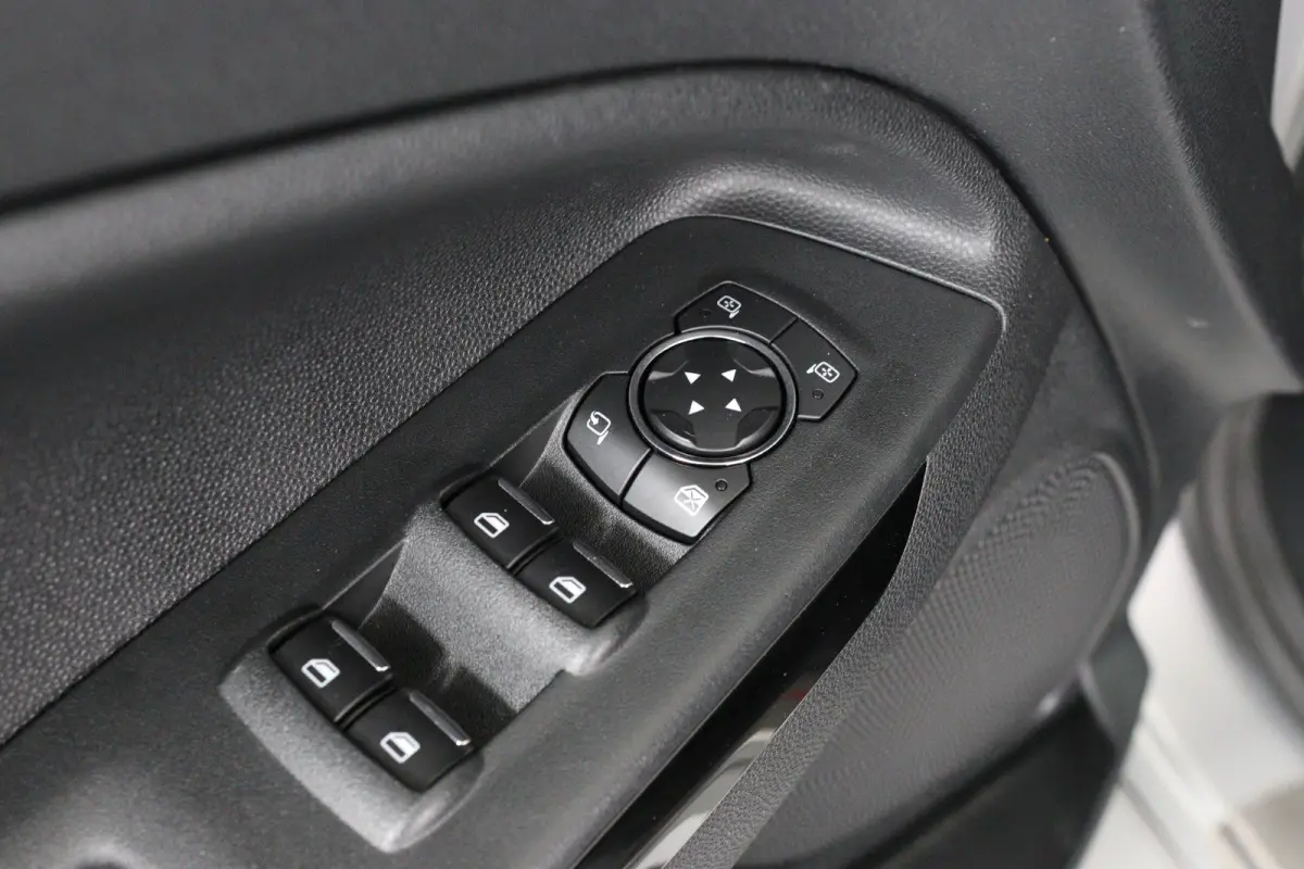 1.0 EcoBoost ST-Line | B&O Premium Geluid | Trekhaak Afn | Stoel-/Stuurverwarming | Voorruitverwarming | Camera | Keyless | Volledig onderhouden