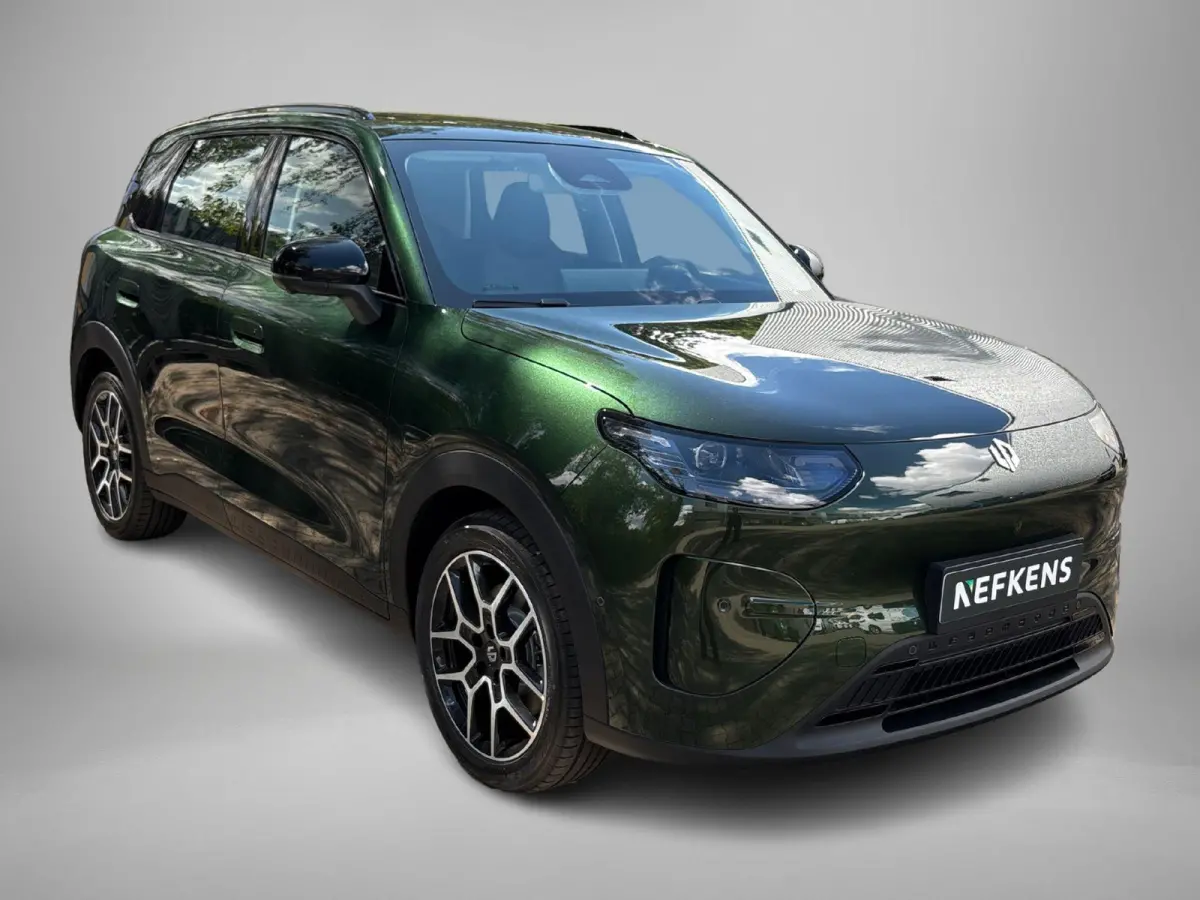 ProMax Design 53 kWh 197pk NIEUW MODEL! | 382 km actieradius (WLTP) | Meerdere kleuren leverbaar | Navigatie | Ecoleather bekleding | 18" lichtmetalen velgen | 510 liter laadruimte