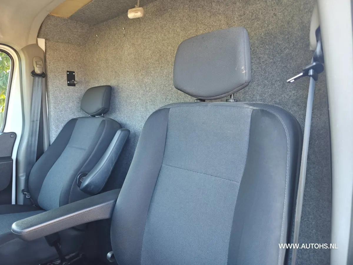 T35 2.3 dCi 135 L2H2 ,+ werkplaats inrichting , Euro 6 , 1e Eig , 140 PK , Apk 8- 2027 , Camera , leuke bus.