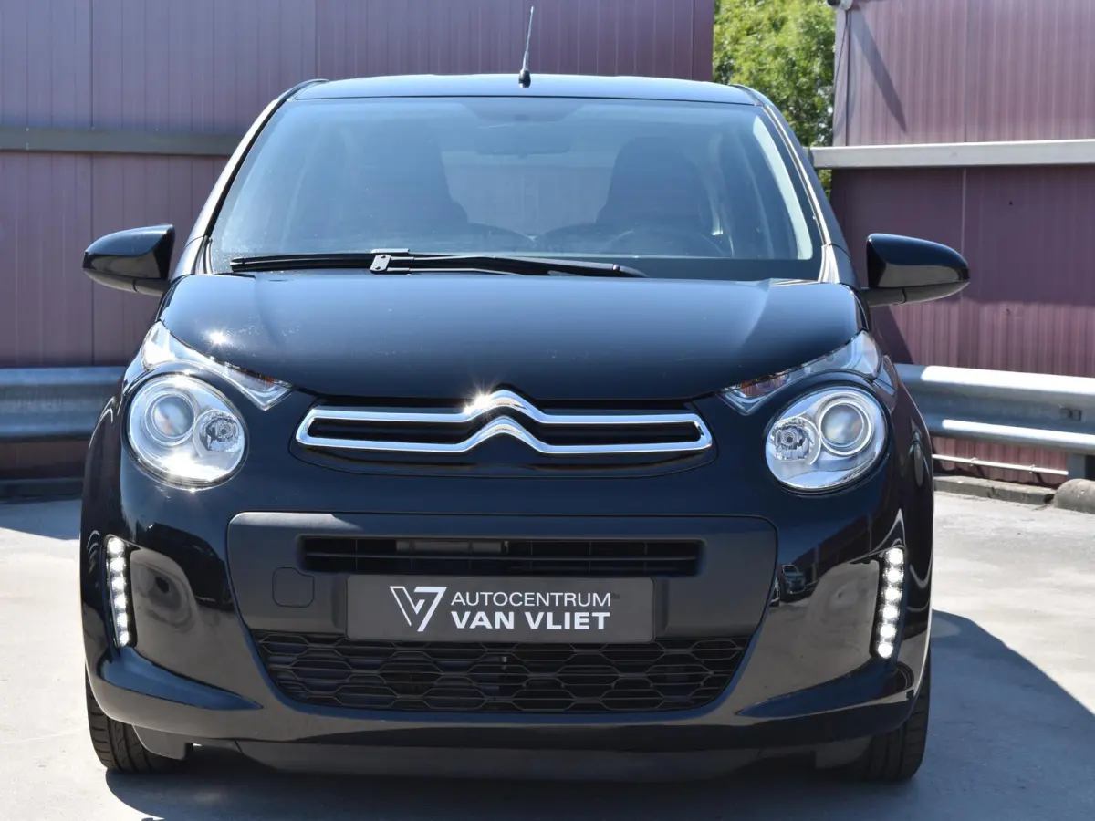 1.0 VTi Feel l Airco l Apple Carplay/Android Auto l Camera